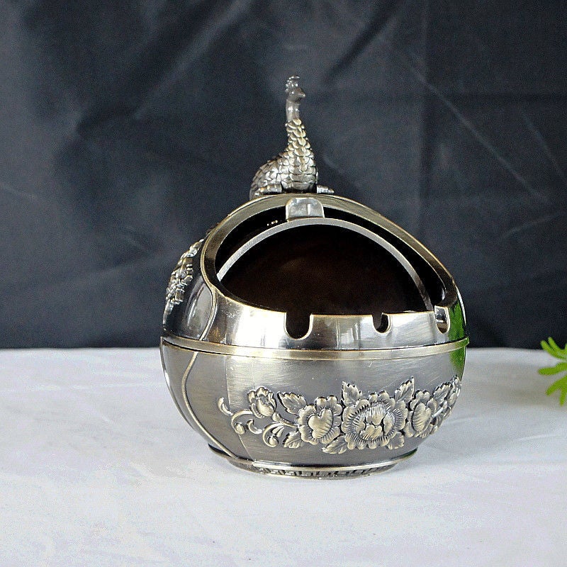 5D Stereo Peacock Peacock Ashtray Home Living Room Creative Personality Internet Celebrating Metal Fly Ash Anti-Fly Ash Anti-Smoke - Image 3